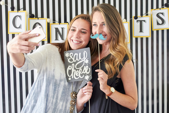 Top 5 Ways to Customize Your Graduation Party by Evite