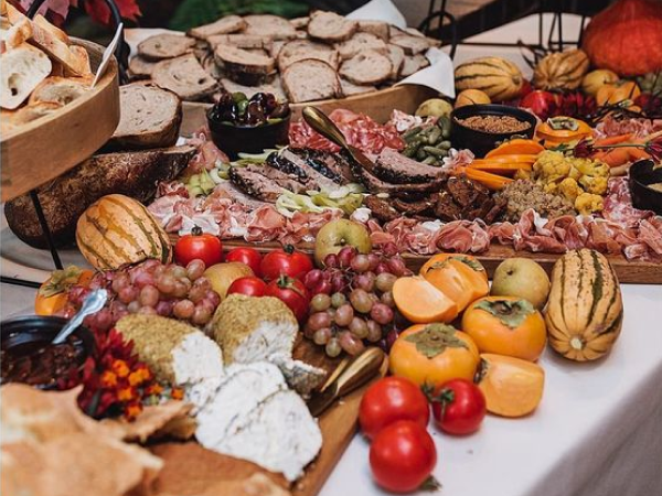 Grazing table filled with fall foods (image from Pinterest).